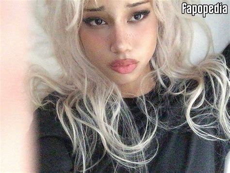 Tamakeri onlyfans - Estimated Net Worth: $3 million. Content Type: Sexy photos and videos, NSFW content, some pornographic content. Social Media Reach: 3.2 million Instagram, 45.2K TikTok. Belle Delphine is an OnlyFans creator who produces “sexy photos and videos” and regular pornographic content with both male and female performers.
